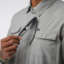 NRS_Fly_Fishing_Appearl_03_MsGuideShirt_pebble_detail1_2_2000x2000.webp