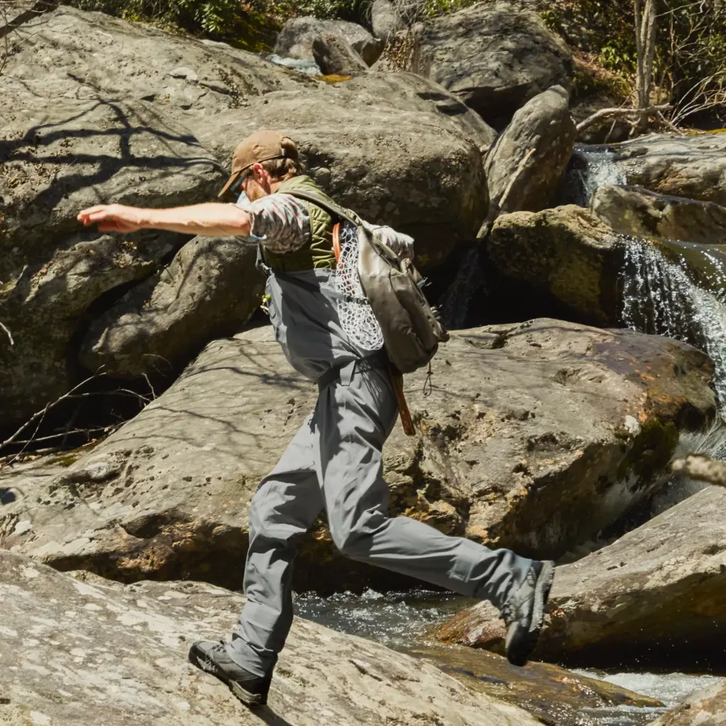 M'S ULTRALIGHT BOOT Action.webp